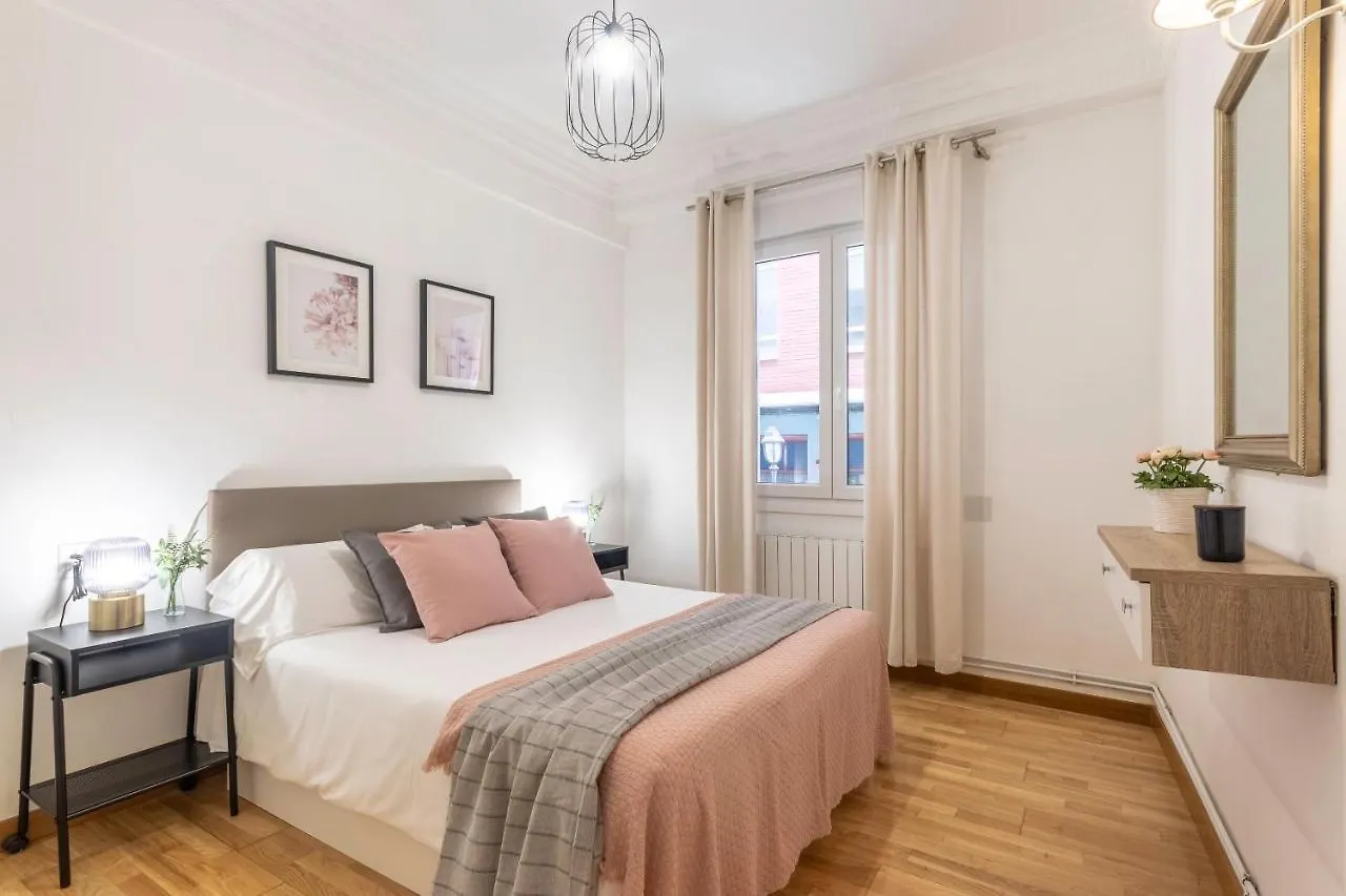 Apartment Espacioso Y Acogedor En El Centro Azkuna Bilbao Spain
